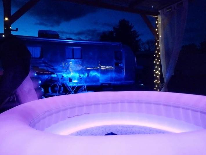 Camping pour 3 personnes, avec jacuzzi ainsi que jardin et terrasse dans Indre - 3