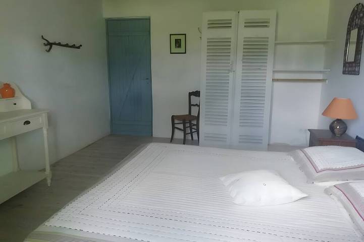 Location de vacances pour 5 personnes, avec piscine ainsi que terrasse et jardin à Saint-Georges - 2