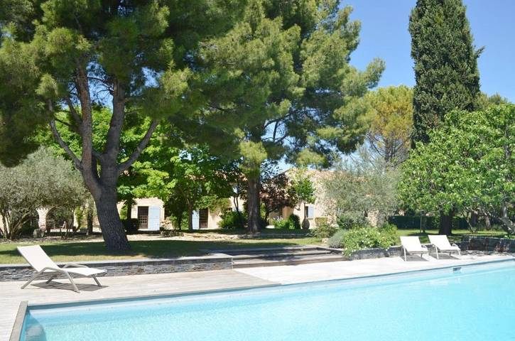 Maison d’hôte pour 4 personnes, avec Terrasse et Jardin ainsi que Piscine et Vue à Aix-en-Provence