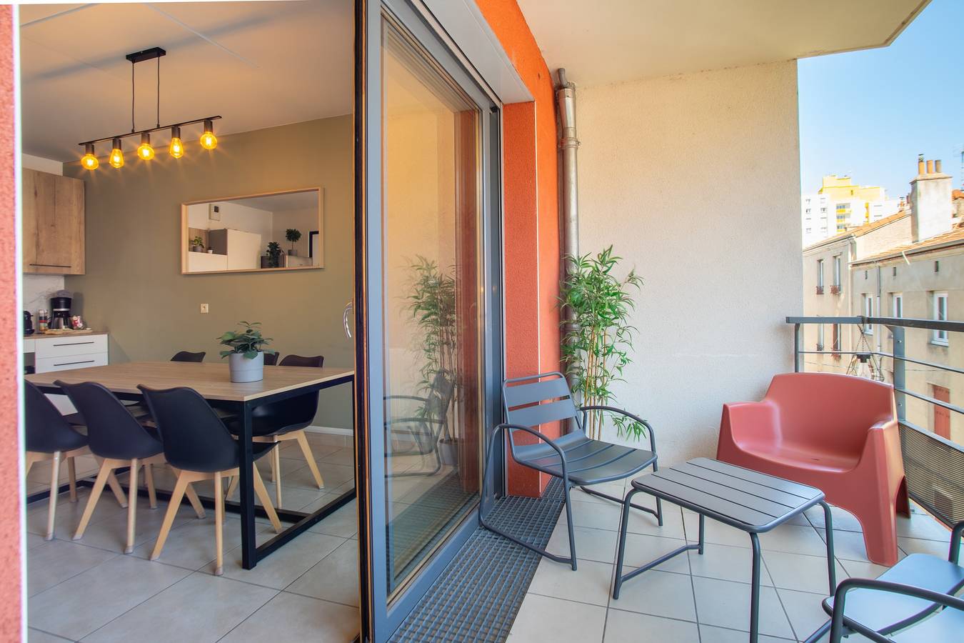 Entire apartment, Cosy Green Bellevue - Avec balcon in Saint-Étienne, Pilat Regional Nature Park