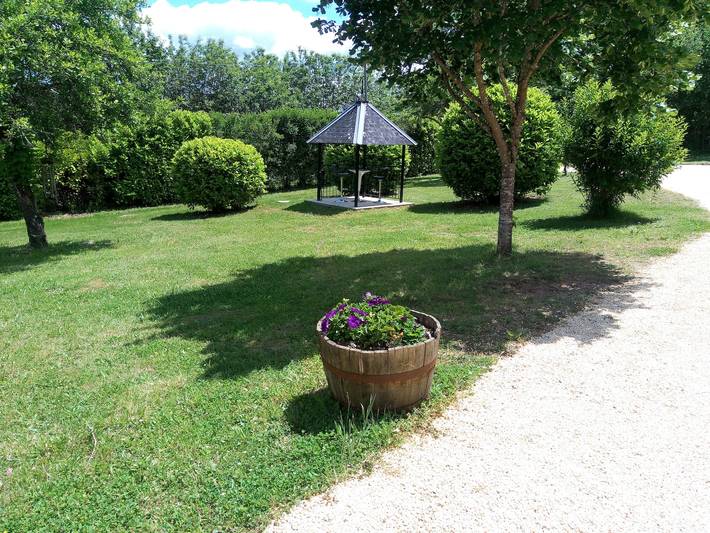 Gîte pour 7 personnes, avec piscine, animaux acceptés à Peyzac-le-Moustier - 4