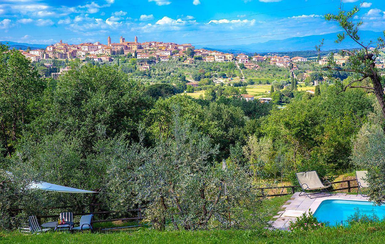 Geheel vakantieappartement, Flat in Monte San Savino with barbecue in Monte San Savino, Chianti