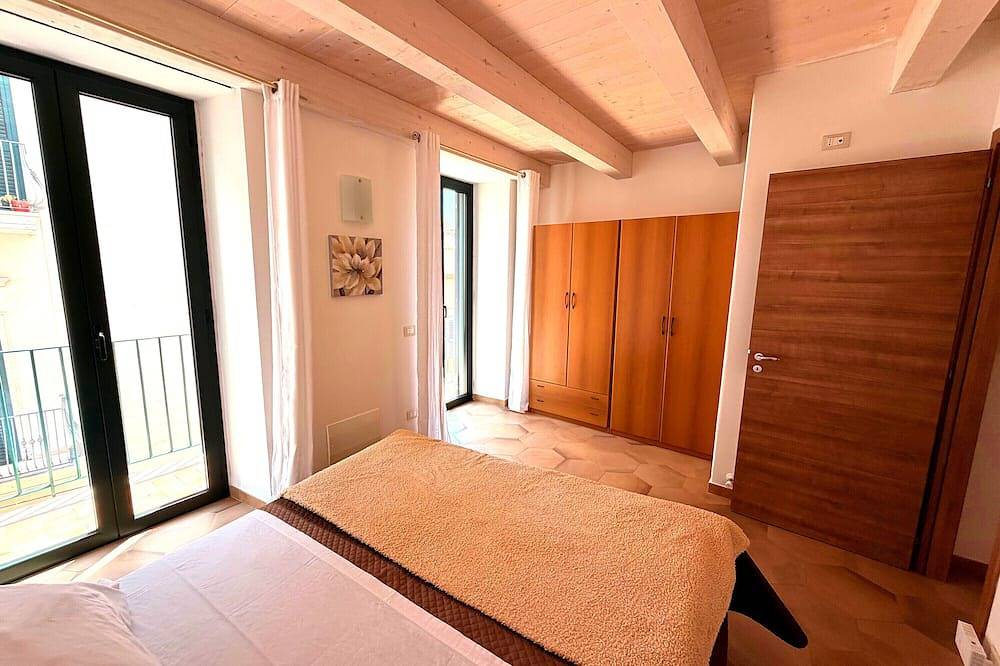 Magnificent Home In Amantea Calabria. Full Kitchen & Near Beach in Amantea, Cosenza Provinz