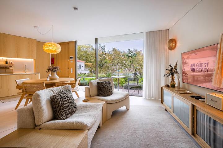 Apartamento estúdio para 2 pessoas, com Jardim e Piscina no Porto