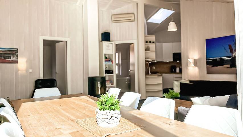 Ferienhaus für 12 Personen, mit Sauna und Garten sowie Whirlpool und Balkon in der Lübecker Bucht - 4