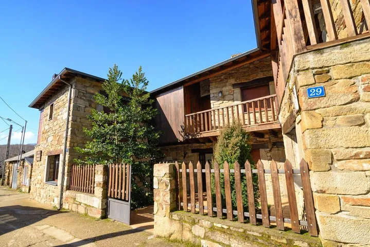 Casa rural para 4 personas, con vistas y jardín, Se admiten mascotas - 1