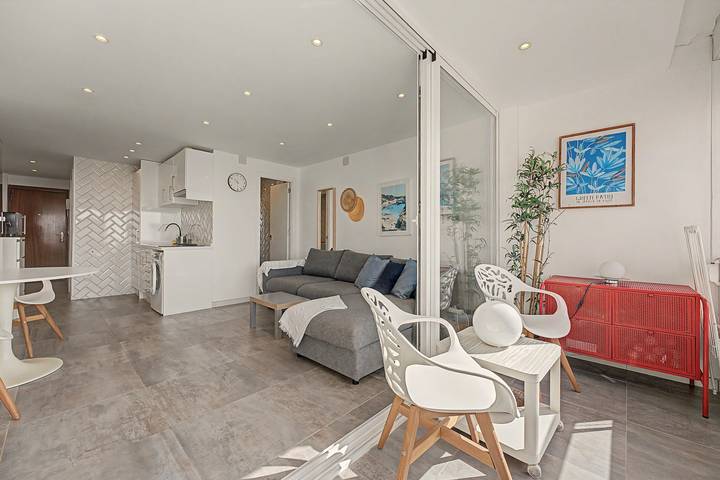 Apartamento entero, Apartamento 'Costa Del Sol' con balcón, Wi-Fi y aire acondicionado in Torremolinos Centre, Torremolinos