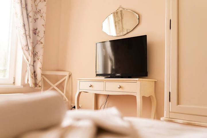 Ferienhaus für 8 Personen, mit Terrasse und Sauna sowie Garten und Pool, mit Haustier auf Usedom - 2