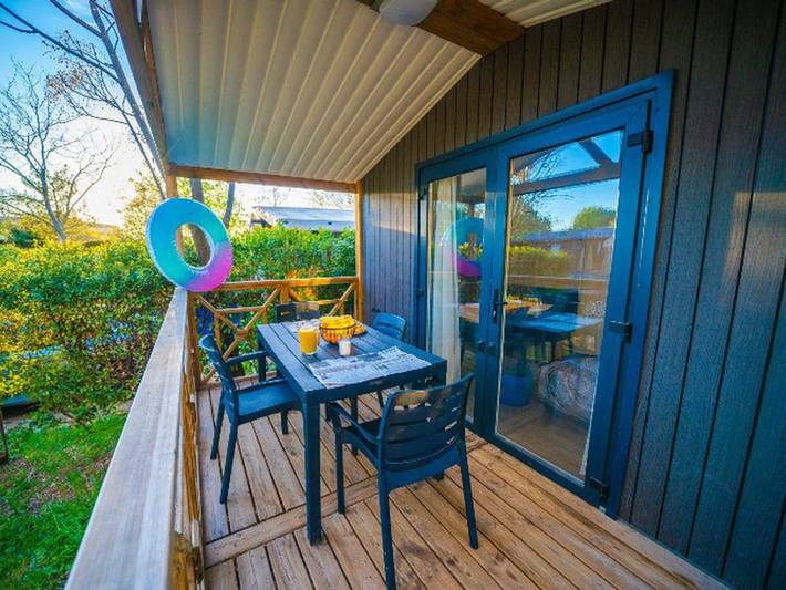 Wohnwagen für 4 Personen, mit Pool und Terrasse, mit Haustier - 1