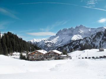 Gîte pour 3 personnes, avec balcon dans Les Crosets