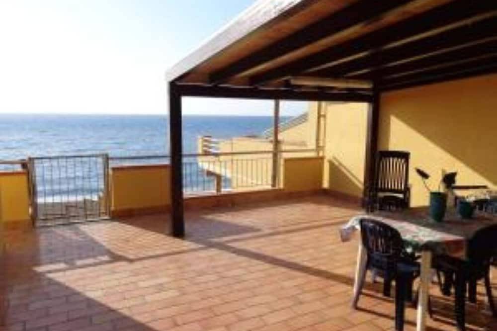 Entire apartment, Beachfront penthouse with panoramic terrace and direct beach access in Capo d'Orlando, Messina Province