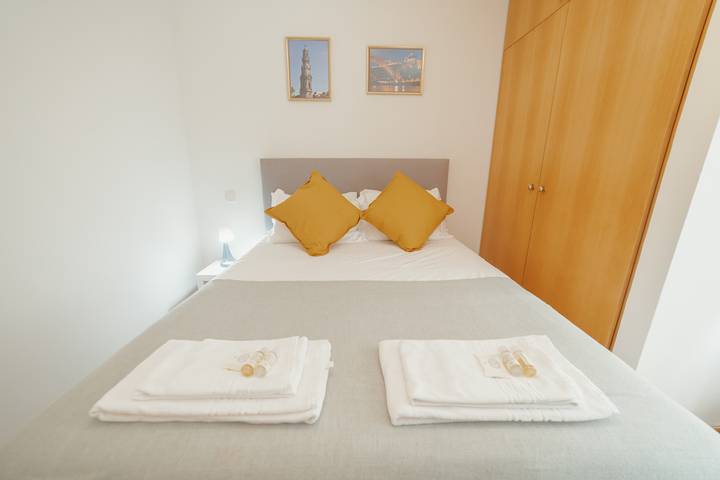 Apartamento entero, Downtown Trindade With Terrace in Santo Ildefonso, Distrito de Porto