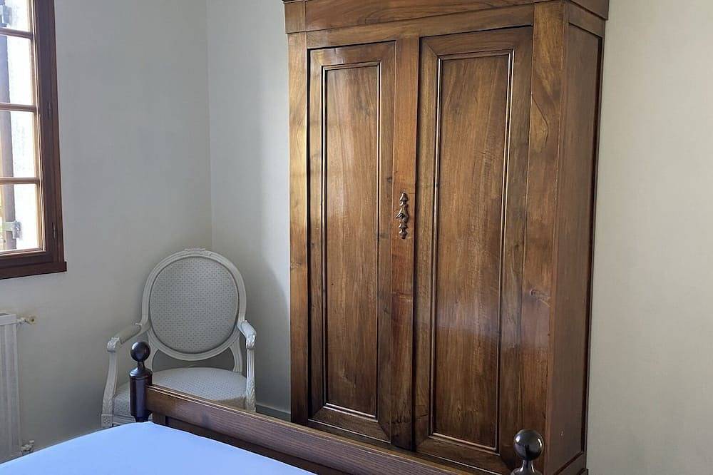 Grande maison familiale au centre du département de la Dordogne in Vergt, Périgord Blanc