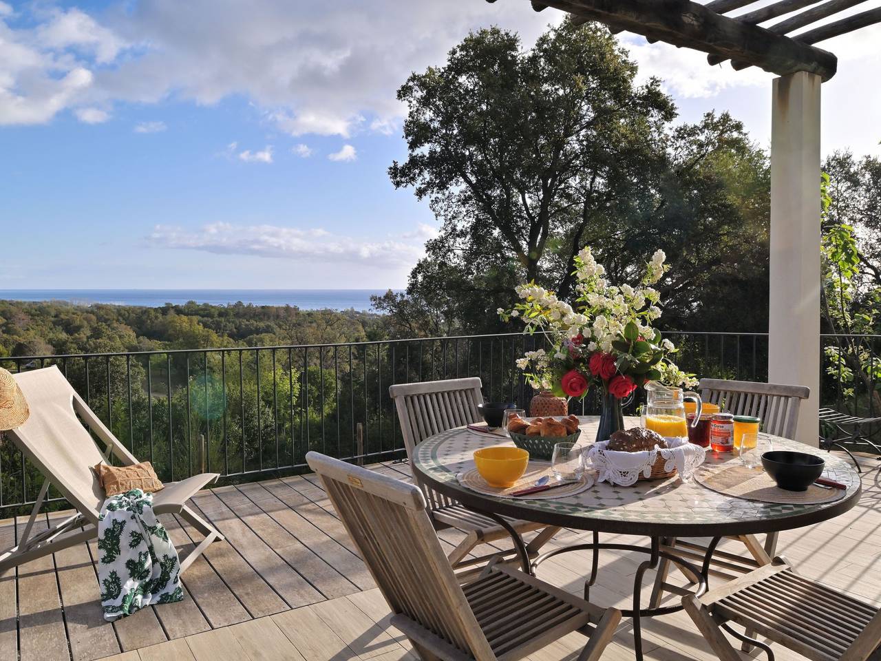 Villa Belle Vue, direkt am Meer, 1-2 Haustiere erlaubt in Cervione, Región de Corte