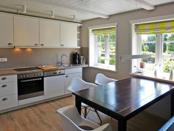 Ferienhaus für 6 Personen, mit Terrasse und Garten in Süddorf - 2