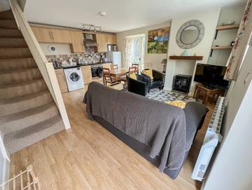 Vacation Rental for 4 Guests in North Petherton, Somerset, Picture 1