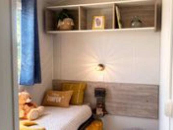 Camping pour 6 personnes, avec terrasse et piscine, animaux acceptés à Dolus-d'Oléron - 3