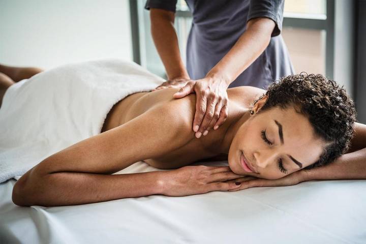 Hotel für 2 Personen, mit Sauna und Whirlpool sowie Pool und Terrasse in Berliner Mauer - 3