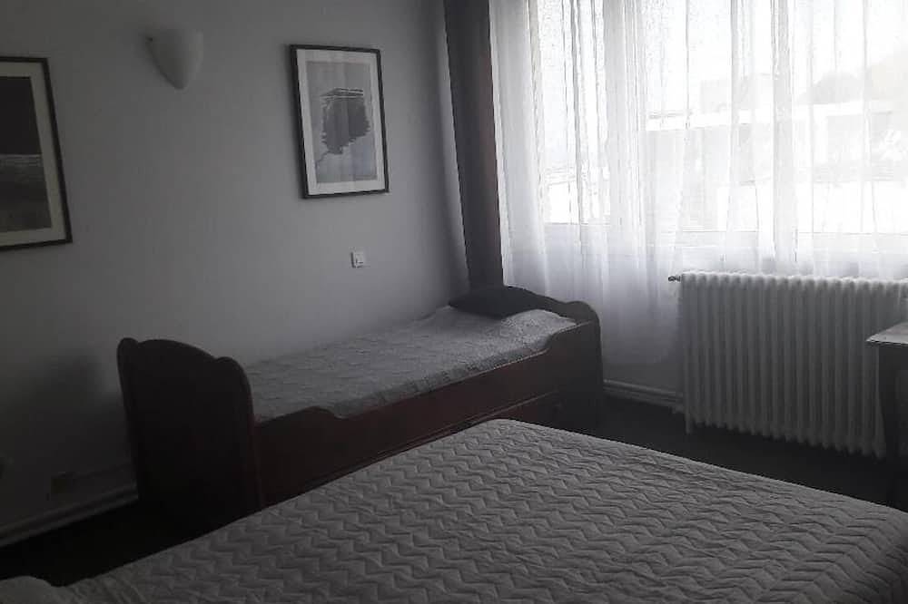 Appartement entier, T3 avec terrasse, vue mer , hyper centre biarritz, port vieux, 20m de la plage. in Biarritz, Région de Bayonne