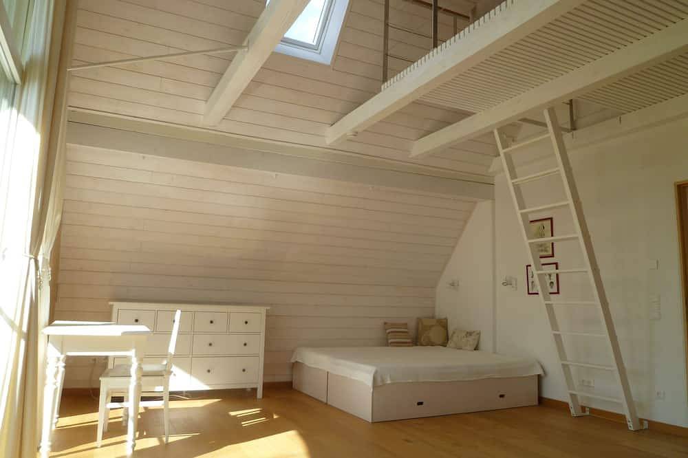 Seehaus direkt am Wörthersee mit eigenem Strand in Krumpendorf am Wörthersee, Klagenfurt-Land