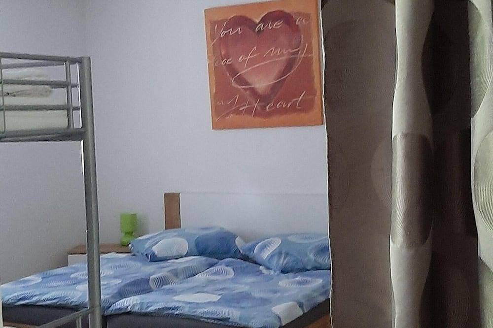 Ganze Wohnung, Feriendomizil Roger Wohnung 1 in Leipzig, Kulkwitzer See