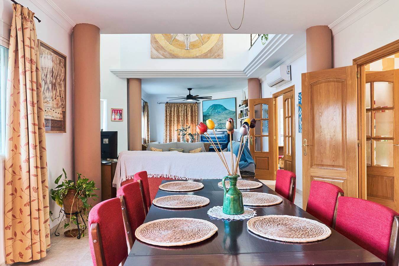 Ferienhaus 'Der Pinselstrich von Mágina' mit privatem Pool, Terrasse und Klimaanlage in Bedmar, Bedmar y Garcíez