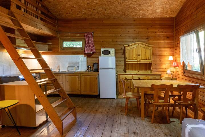 Maison d’hôte pour 6 personnes, avec jacuzzi et balcon en Ardèche - 4