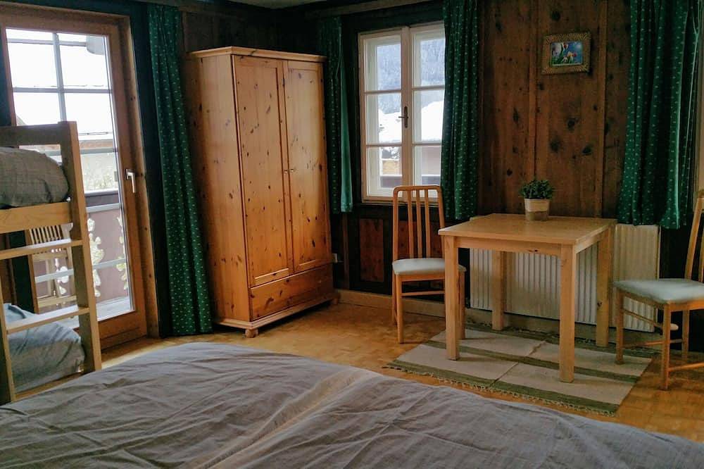 Ganze Wohnung, Apartment \"Emerald\" in der traditionellen österreichischen Chalet in Bramberg am Wildkogel, Pinzgau