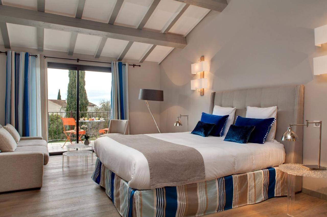 Hôtel Le Pré Saint Michel in Manosque, Parc naturel régional du Luberon