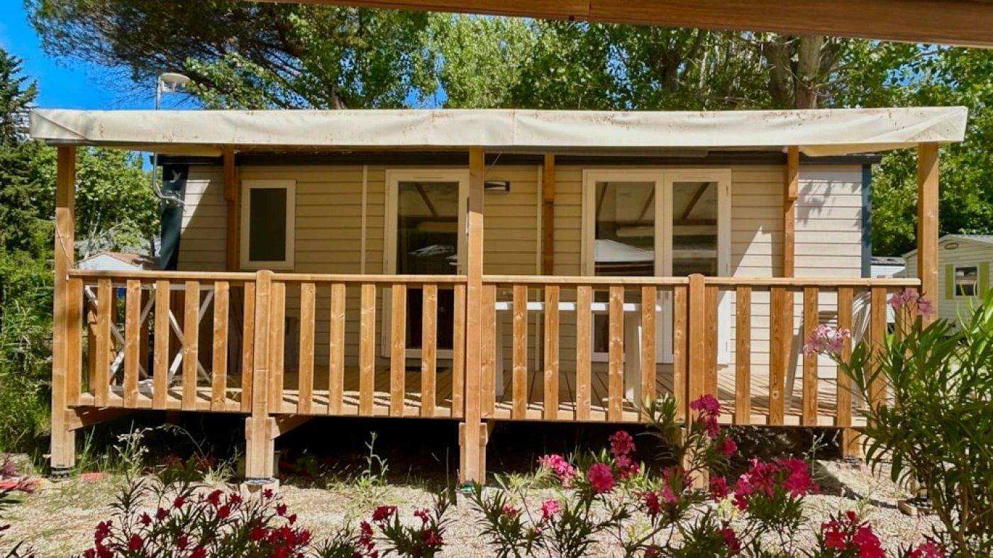Zecamping 2 étoiles piscine 4km plage mobil-home Tv clim 29m2 4 pers in Villeneuve-lès-Maguelone, Côte méditerranéenne (France)