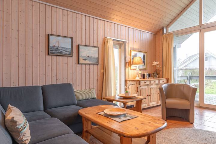 Ferienhaus für 8 Personen, mit Garten und Sauna sowie Balkon und Whirlpool in Rechlin - 2