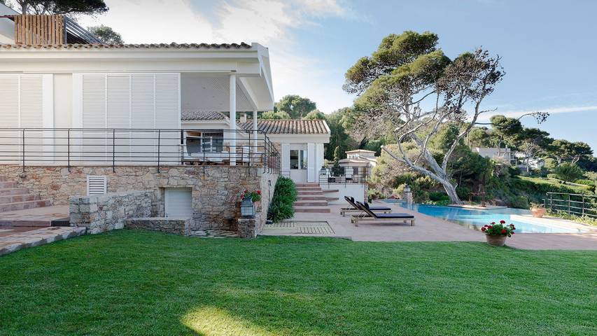 Ferienhaus für 10 Personen, mit Garten und Terrasse in Sa Riera - 2