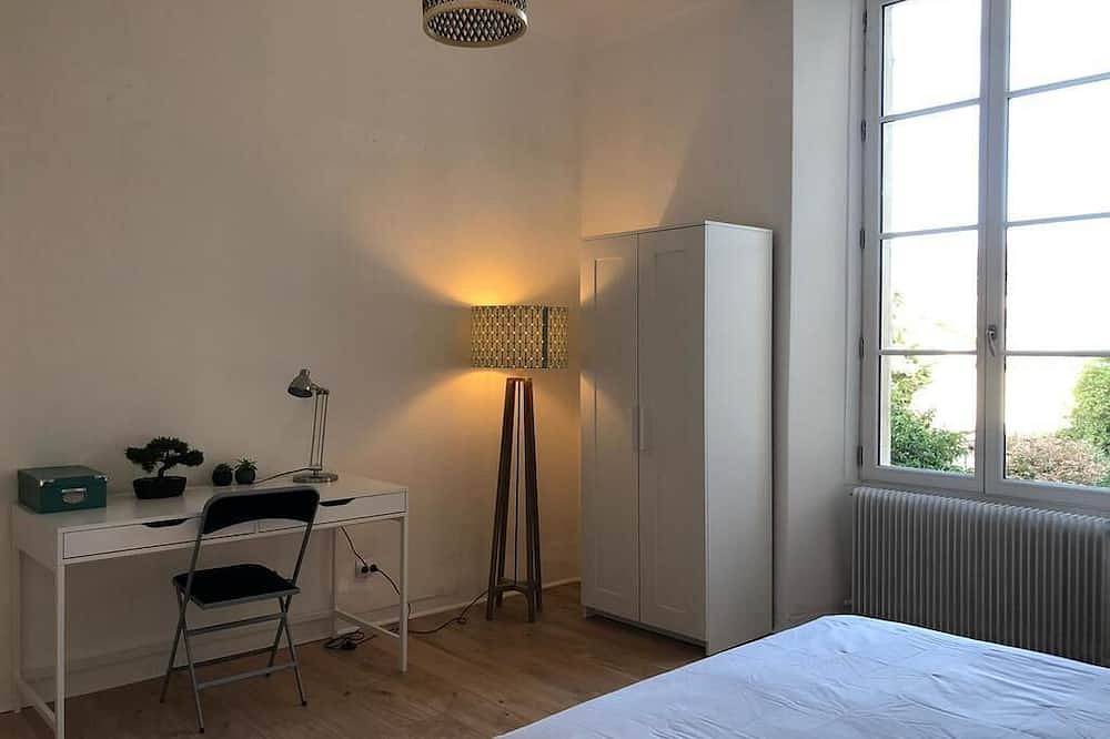 Villa Donna Jacuzzi centre ville in Niort, Région de Niort