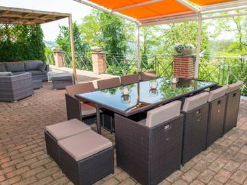 Casa Vacanza per 12 Persone in Ovada, Provincia d'Alessandria, Foto 2