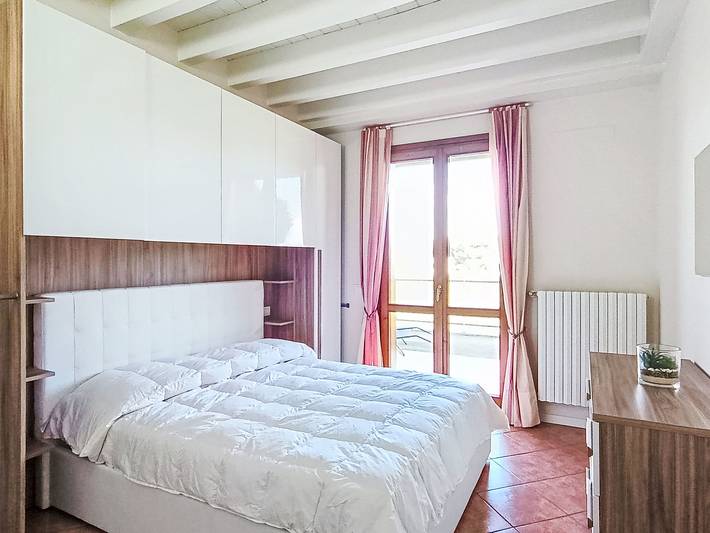 Gîte pour 4 personnes, avec jardin ainsi que terrasse et vue à Lonato del Garda - 4