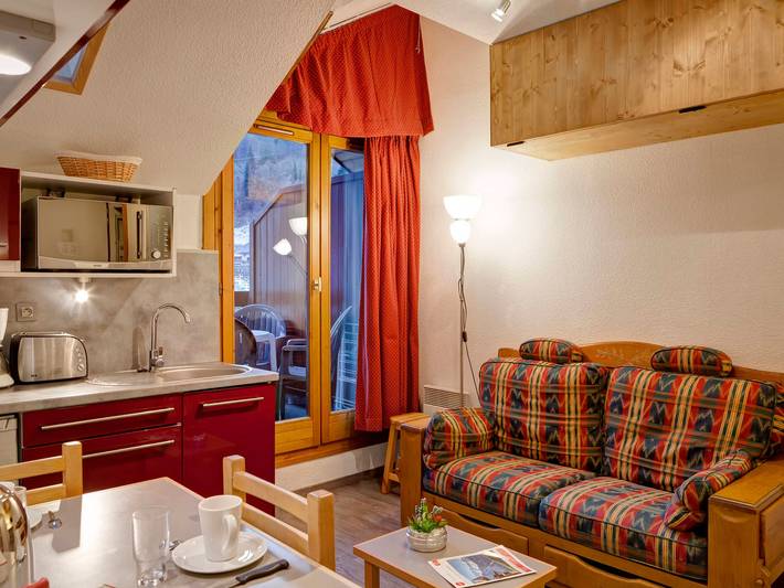 Gîte pour 4 personnes, avec balcon dans Casino De Brides Les Bains - 4