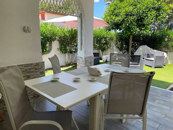 Casa vacanza per 4 persone, con Balcone e Giardino in Costa Ionica Calabria