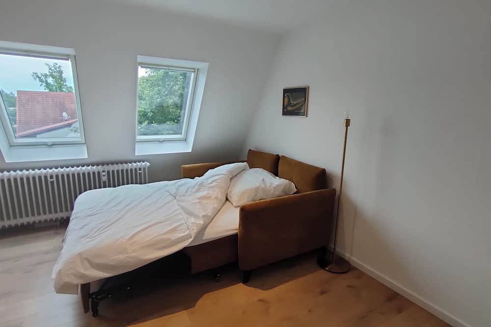 Appartamento intero, Fantastic holiday flat near to park with thermal spa, only 20 min to Heidelberg. in Bad Schönborn, Kraichgau