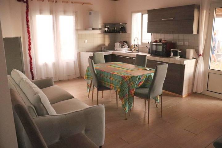 Location de vacances pour 6 personnes, avec vue et jardin dans Les Lianes - 4