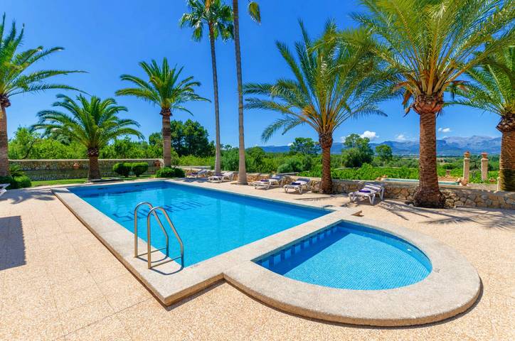 Chalet para 12 personas, con piscina y jardín además de terraza y piscina para niños en Mallorca - 2