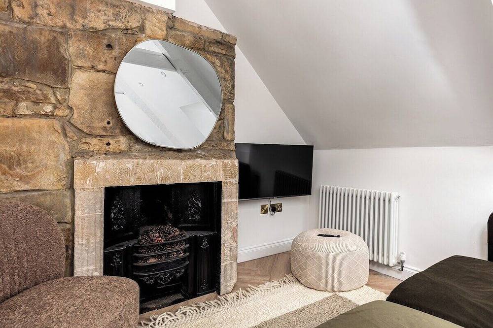 Entire apartment, Luxe Design - Boutique Cottage - Heart of Rothbury in Rothbury, Northumberland National Park