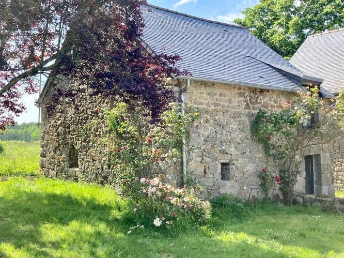 Location de vacances pour 2 personnes, avec vue et jardin à Combourg - 3