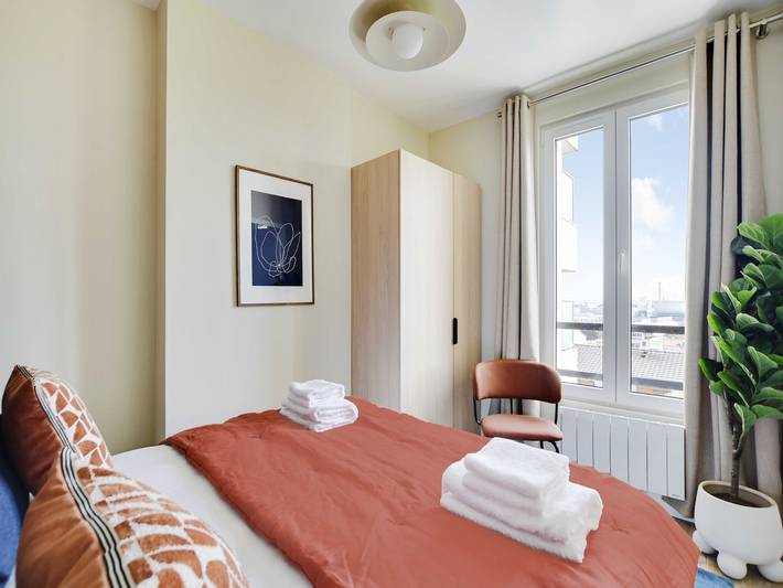 Entire apartment, Charming apartment -1Bdr/3P - Ivry-sur-Seine in Ivry-sur-Seine, Val-de-Marne