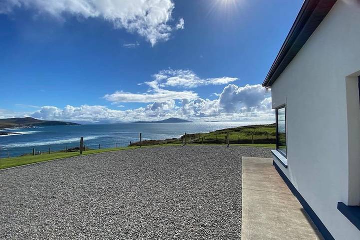 Holiday rental for 9 people, with garden in Achill Island