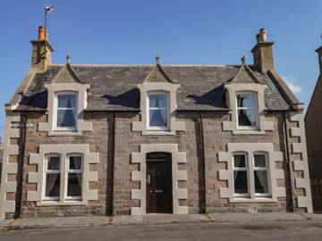 Cottage for 5 People in Findochty, Moray, Photo 1