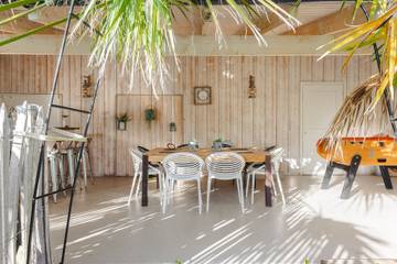 Villa for 16 Guests in Nuaillé-d'Aunis, Nouvelle-Aquitaine, Picture 1