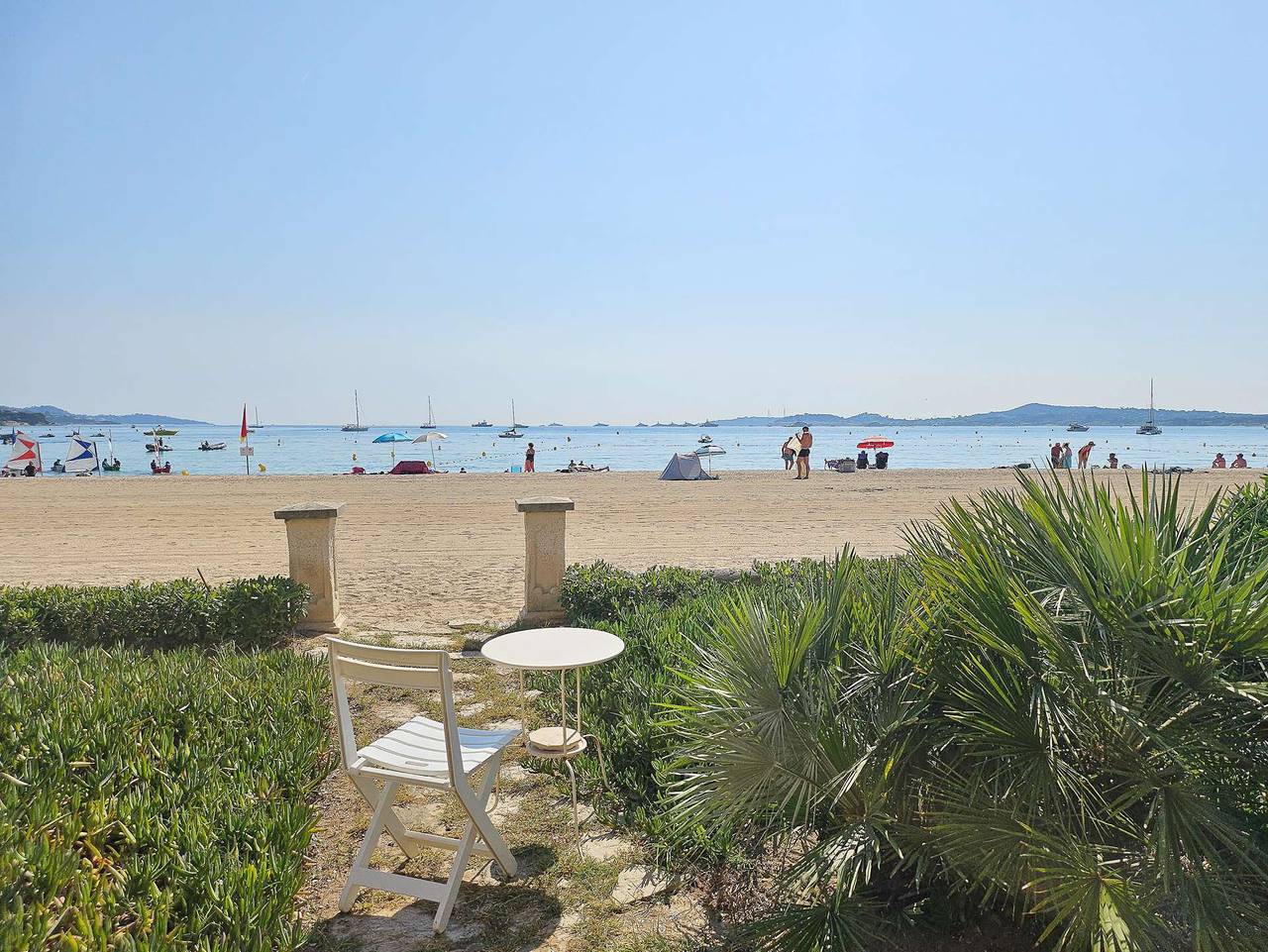Entire studio, Studio for 4 people with direct access to the beach and wifi in Port Grimaud, Grimaud