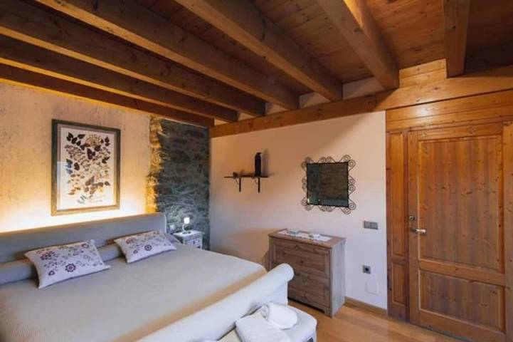 Maison de campagne à Montardit de Dalt avec jardin et animaux admis. in Sort, Pyrénées catalanes