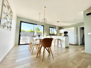 Villa pour 6 personnes, avec jardin et terrasse en Savoie