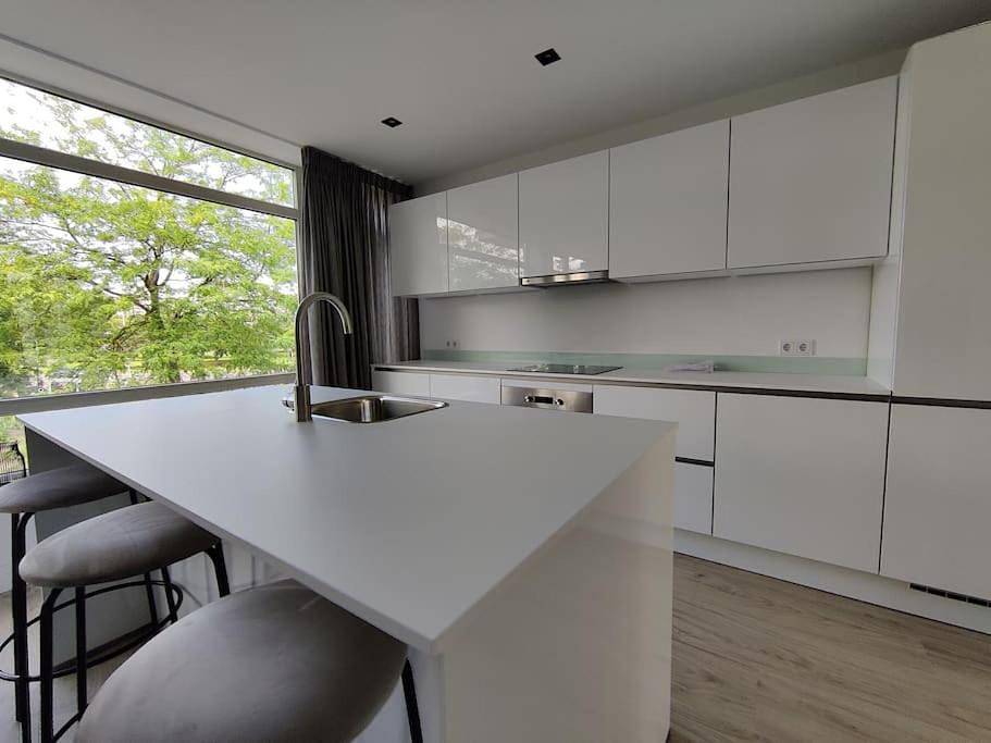 Cały apartament, Two-Bedroom Apartment in Eindhoven, Brabancja Północna